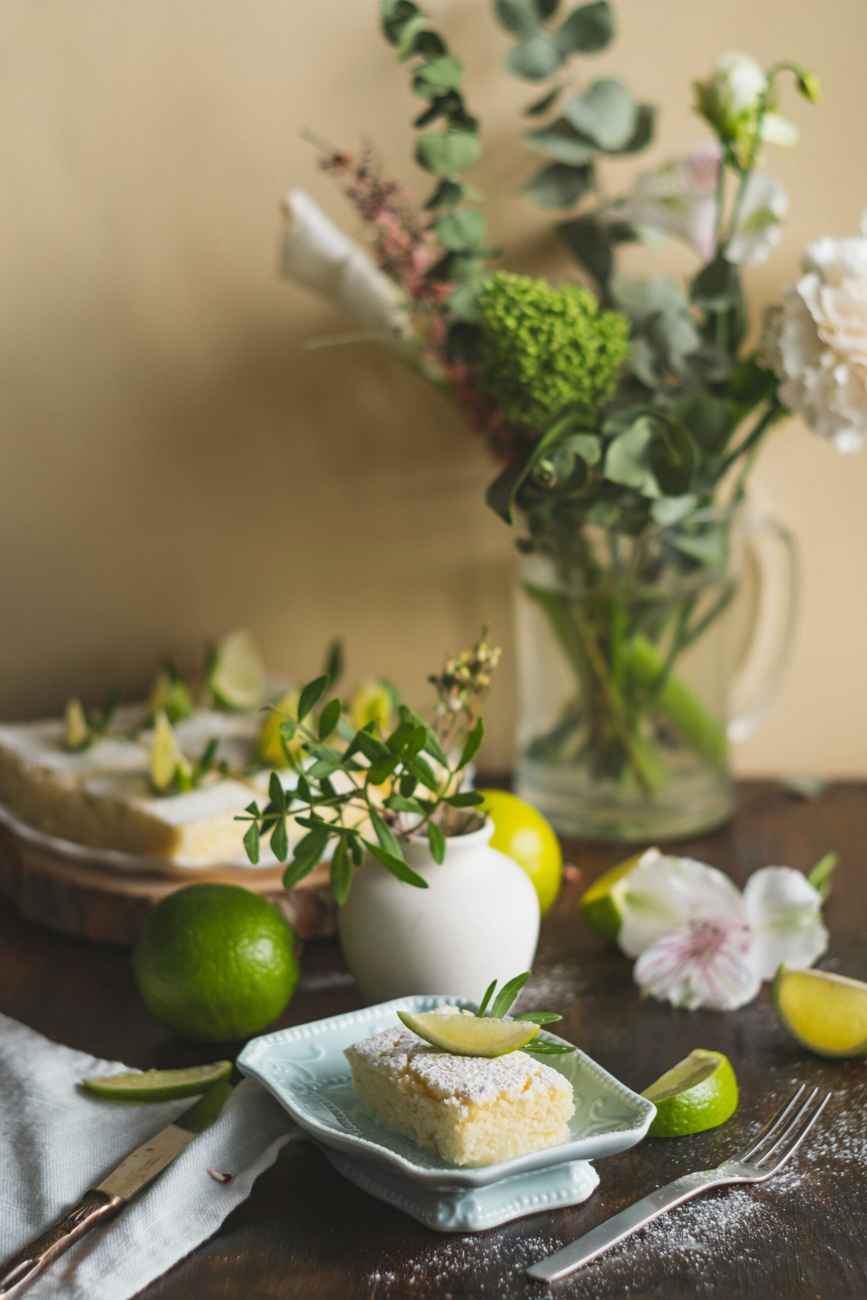 Easy Vibrant Lime Bars Recipe 