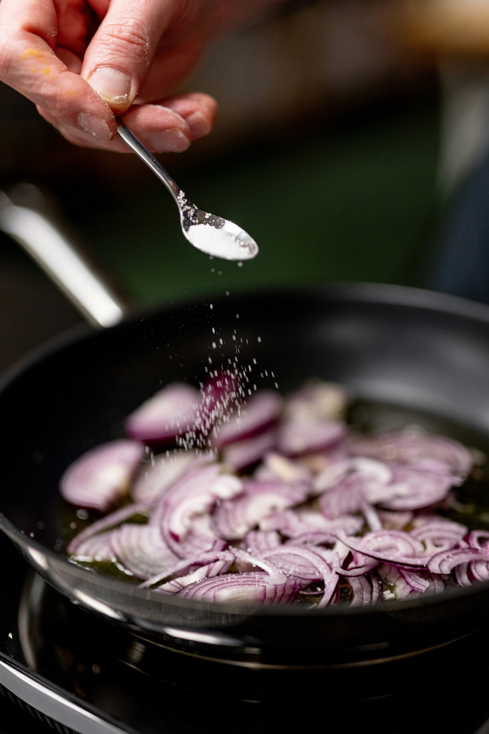 Quick & Easy Caramelized Onions 