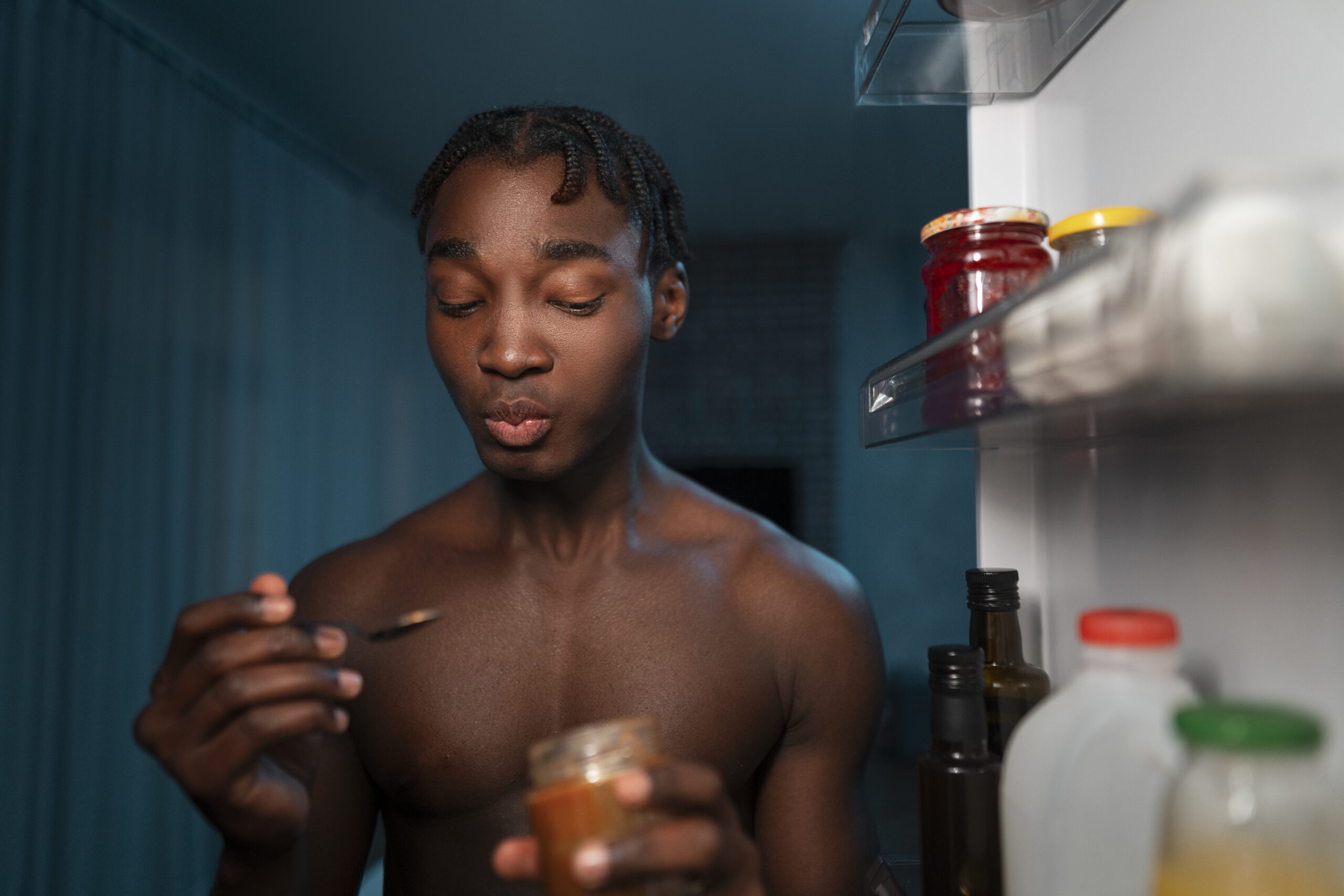Skip the Drink, Keep the Confidence: Inside the New Trend of Social Supplements